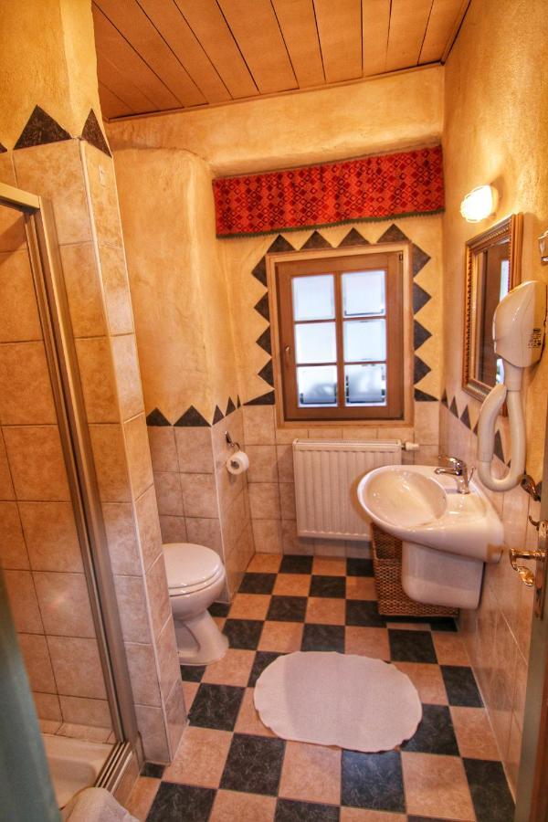 Apartments Belopeski Dvori Kranjska Gora Chambre photo